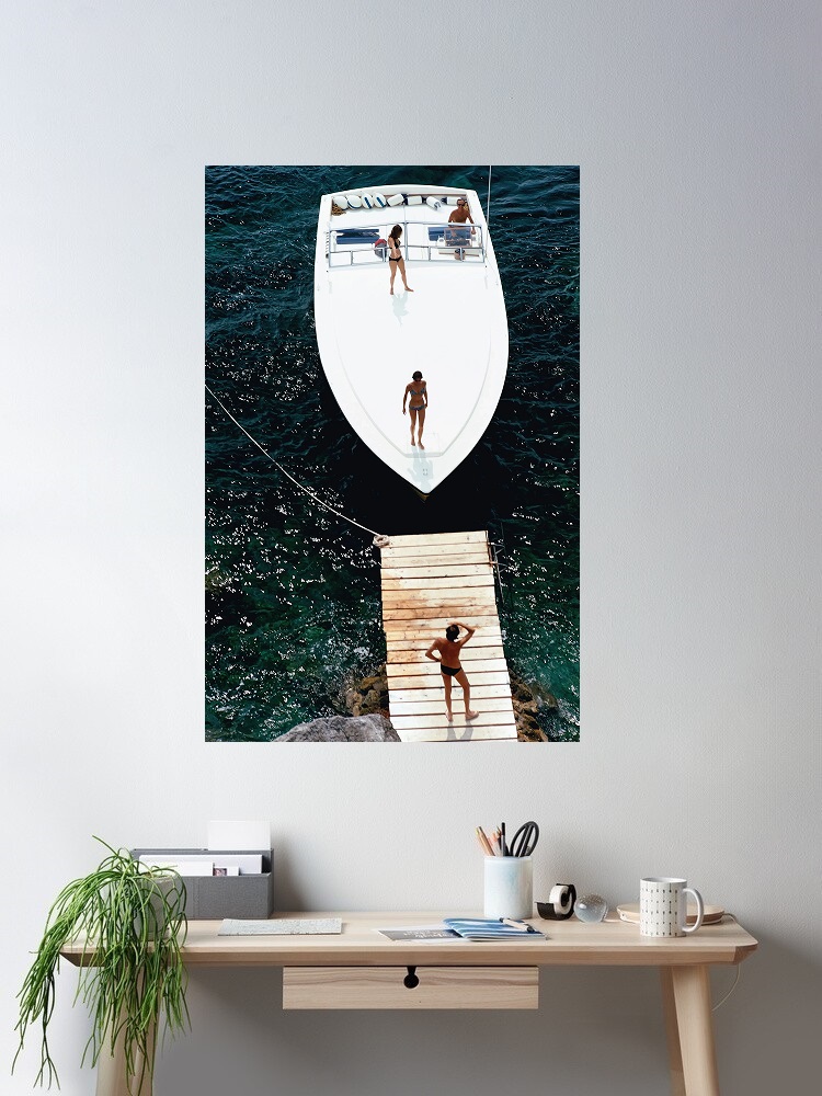 Luxury Lifestyle Picture - Retro Poolside Host Luxe levensstijl door